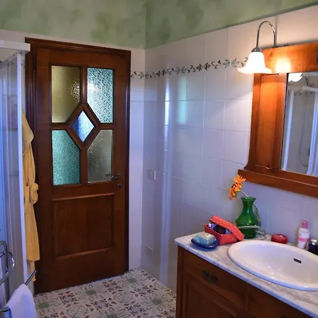 Casa In Collina Apartment *